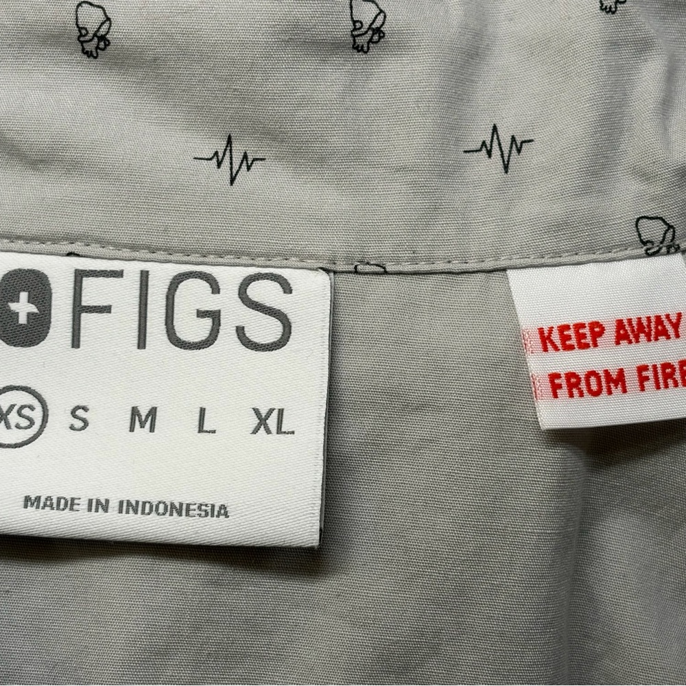 Figs Heartbeat 100% Cotton Pajama Top (XS) - Picture 6 of 8